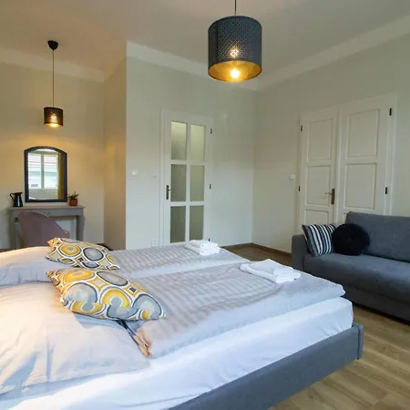 Apartment Elegantna Prostorna Stanovanja V Centru Ljubljane *